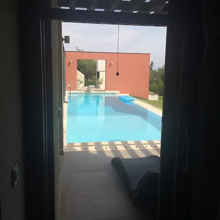 Serra Konukevi Poggio dei Pini